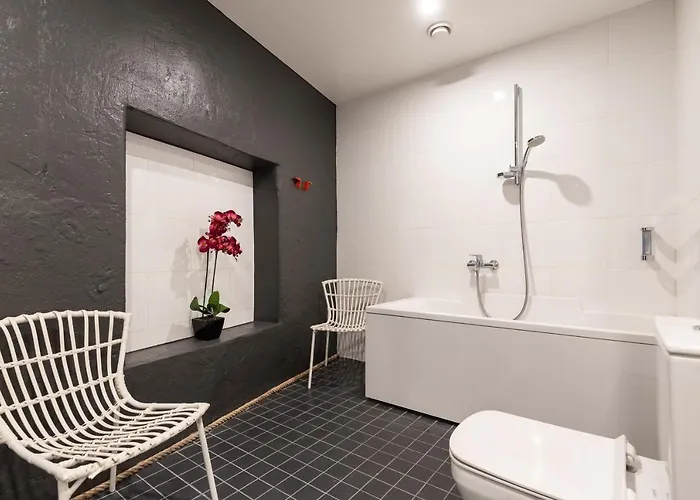 Apartment Stylish With Parking In Telliskivi