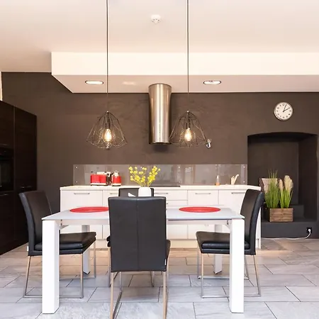 Stylish With Parking In Telliskivi Διαμέρισμα Ταλίν